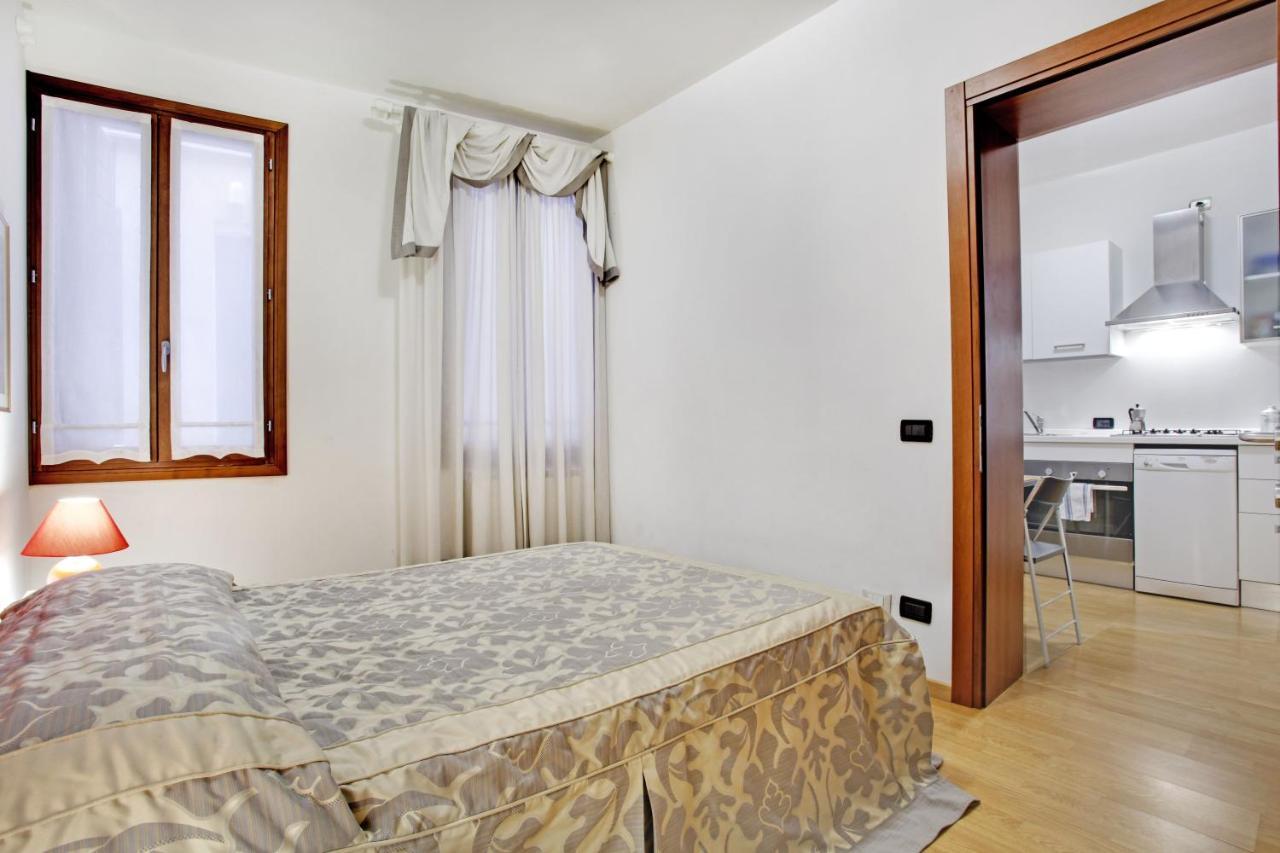 Bricola Biennale Apartments Венеция Экстерьер фото