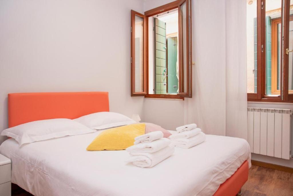 Bricola Biennale Apartments Венеция Экстерьер фото