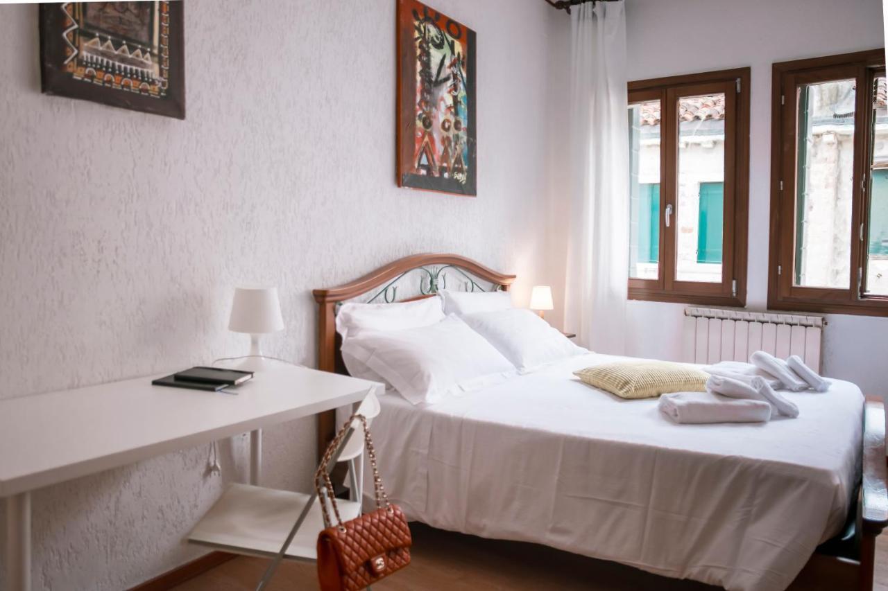 Bricola Biennale Apartments Венеция Экстерьер фото
