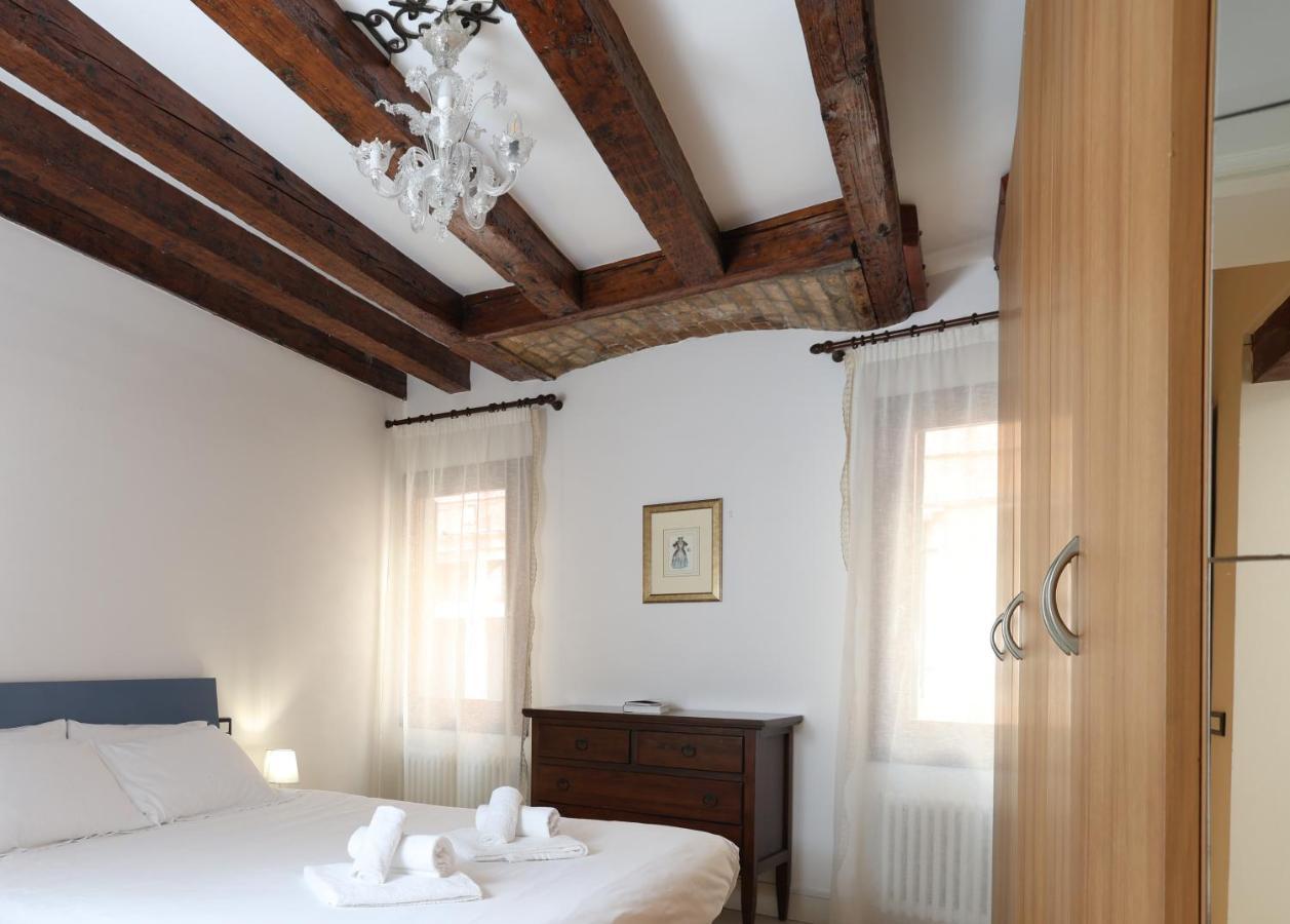 Bricola Biennale Apartments Венеция Экстерьер фото