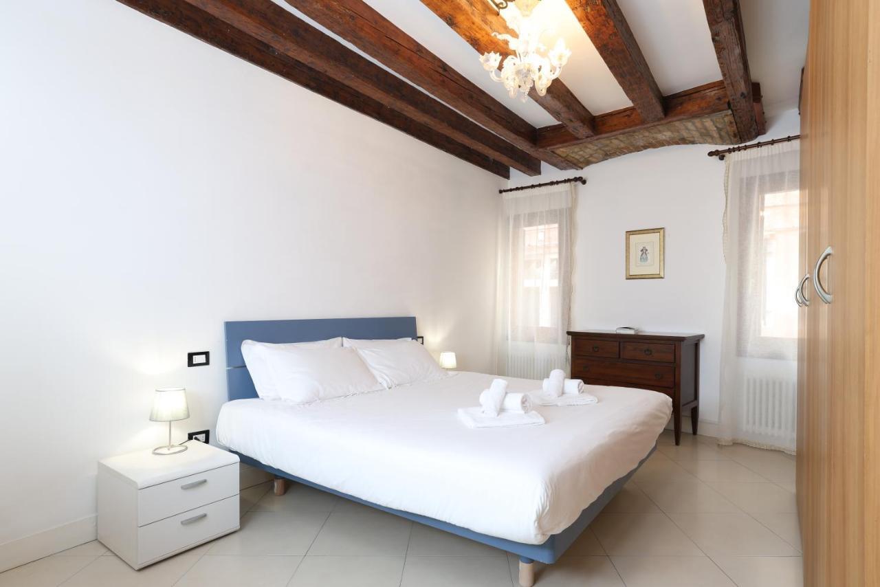 Bricola Biennale Apartments Венеция Экстерьер фото