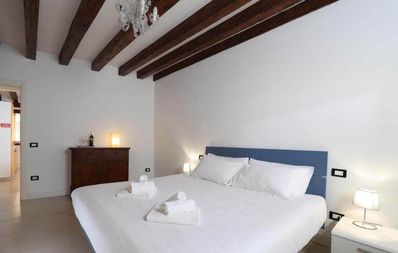 Bricola Biennale Apartments Венеция Экстерьер фото